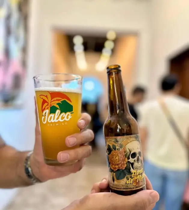 Cerveza de mandarina y cempasúchil
